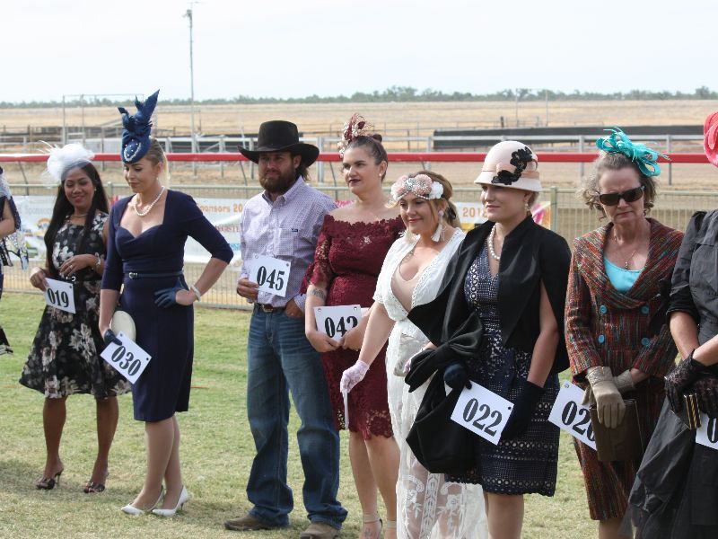 Fashions on the Field at Richmond Race Day 