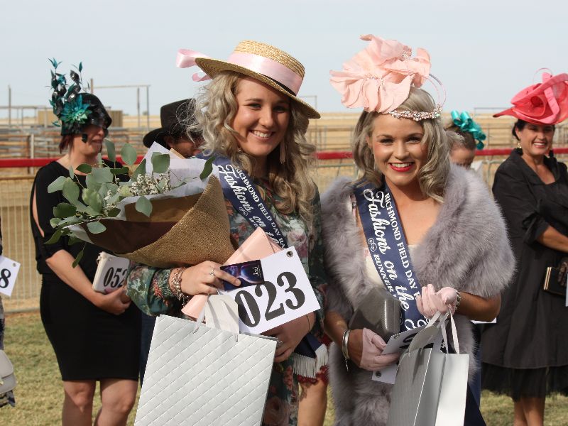 Fashions on the Field at Richmond Race Day 