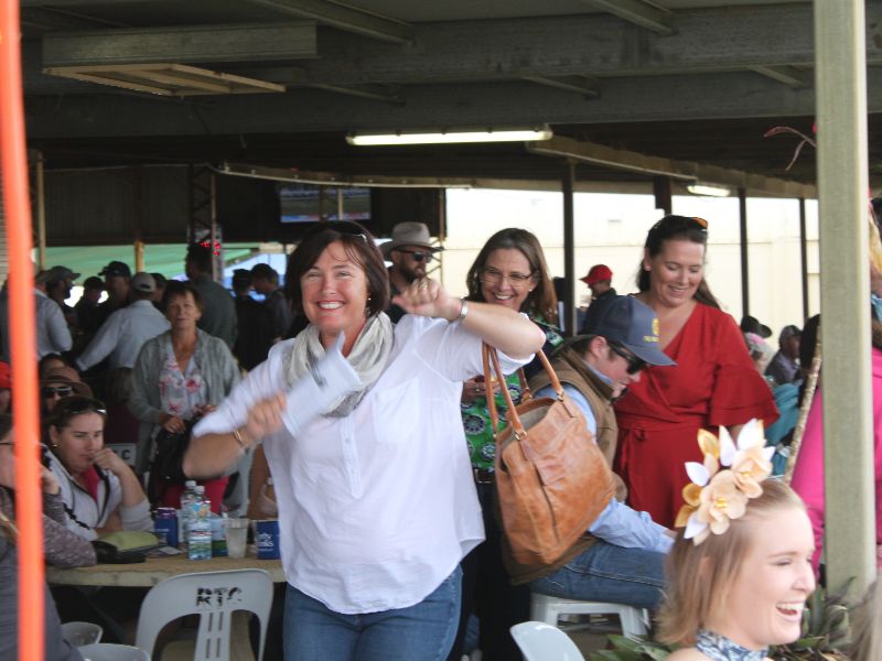 Fashions on the Field at Richmond Race Day 