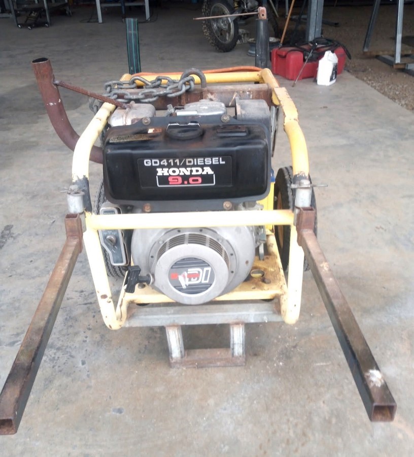 AMANZI CLEARING SALE.   