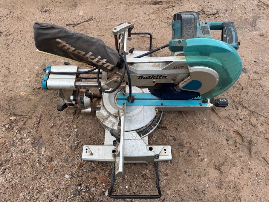 AMANZI CLEARING SALE.   